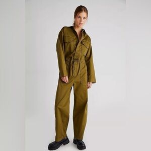 NWT Levi's Women's Baggy Surplus Jumpsuit in Olive Green